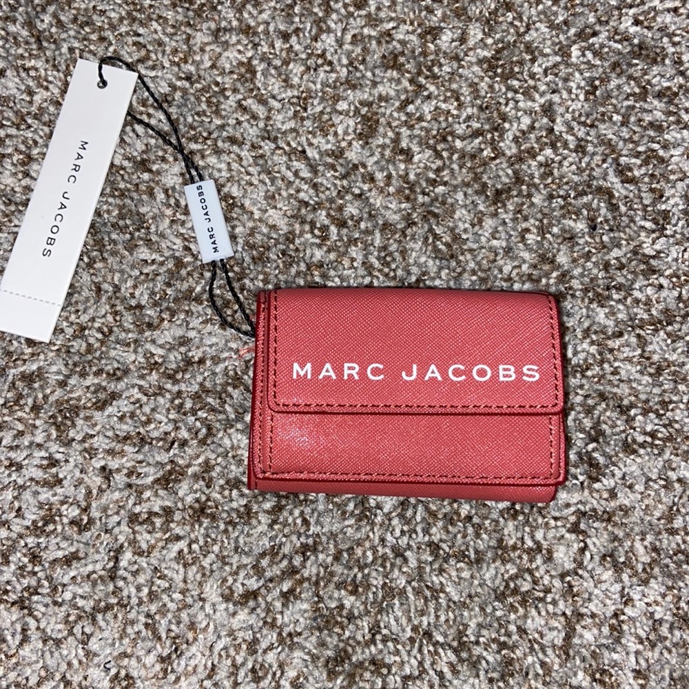 NWT MARC JACOB PINK WALLET
